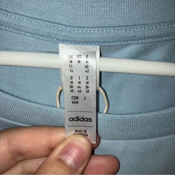 NWT Adidas Cropped Baby Tee - Picture 6 of 7